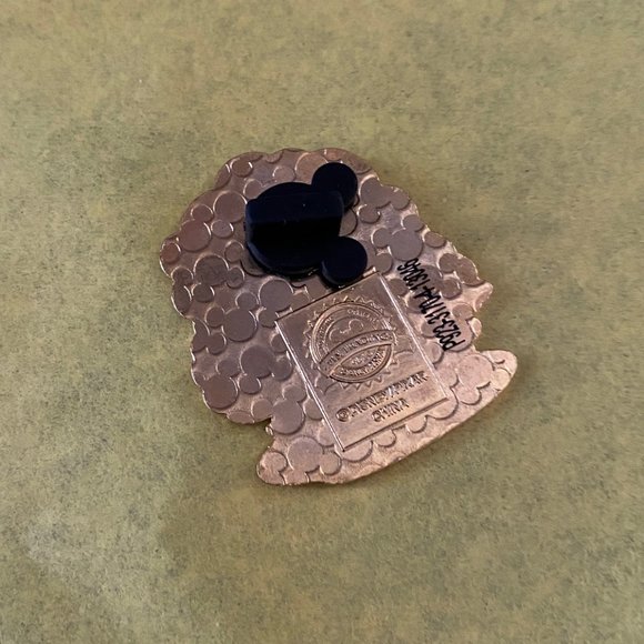 Walt Disney World Finding Nemo Gulls pin (2013) - Picture 3 of 3